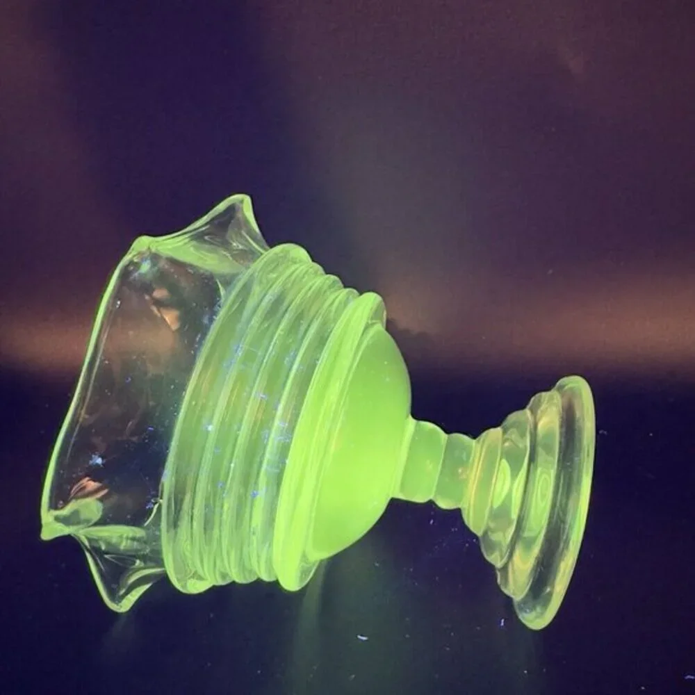 PartyLite Sundae Pillar Candle Holder Votive Cup Clear Manganese 365nm UV Single